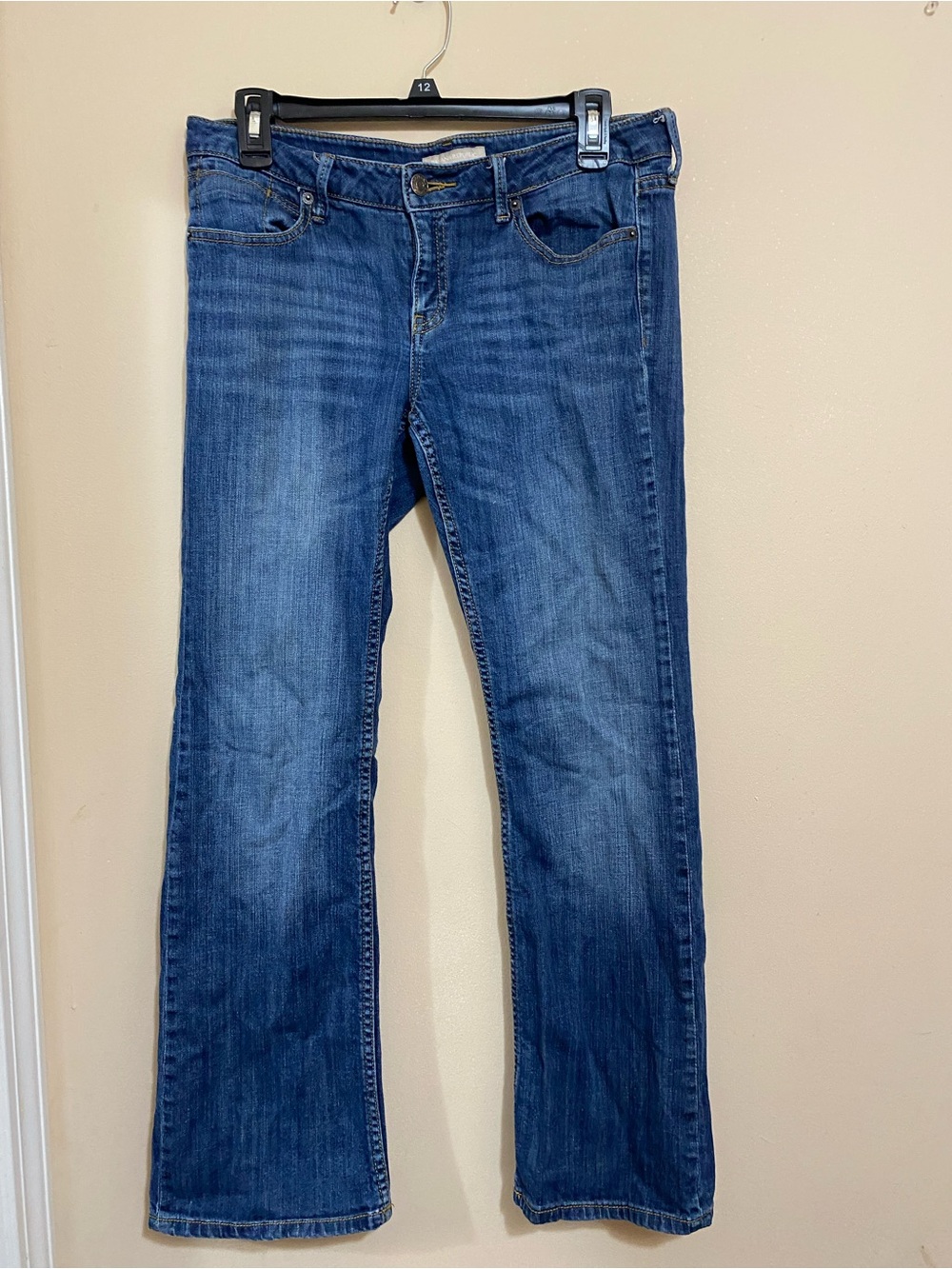 Banana Republic Women's Bootcut Jeans in Medium Blue Wash
